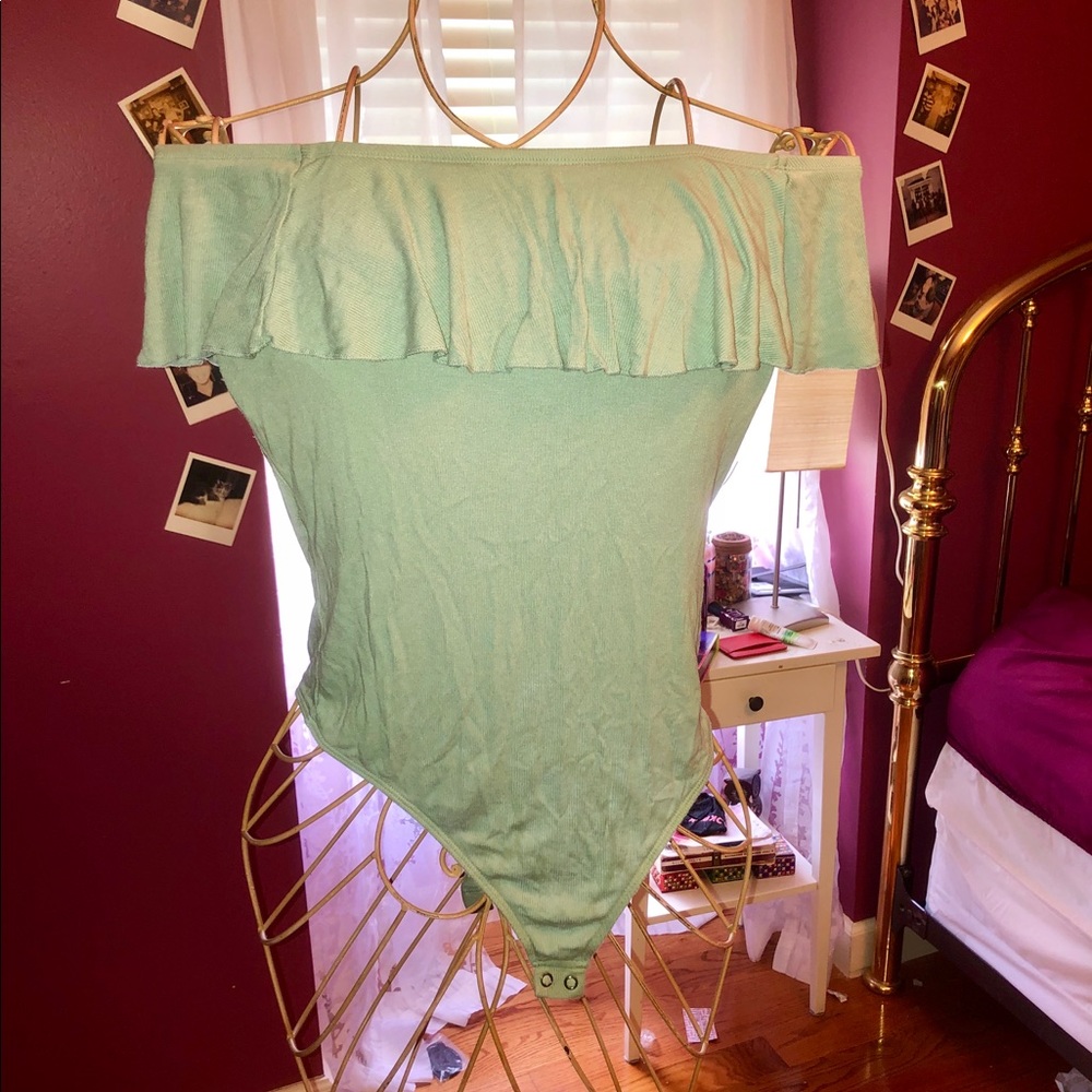 Off The Shoulder Bodysuit